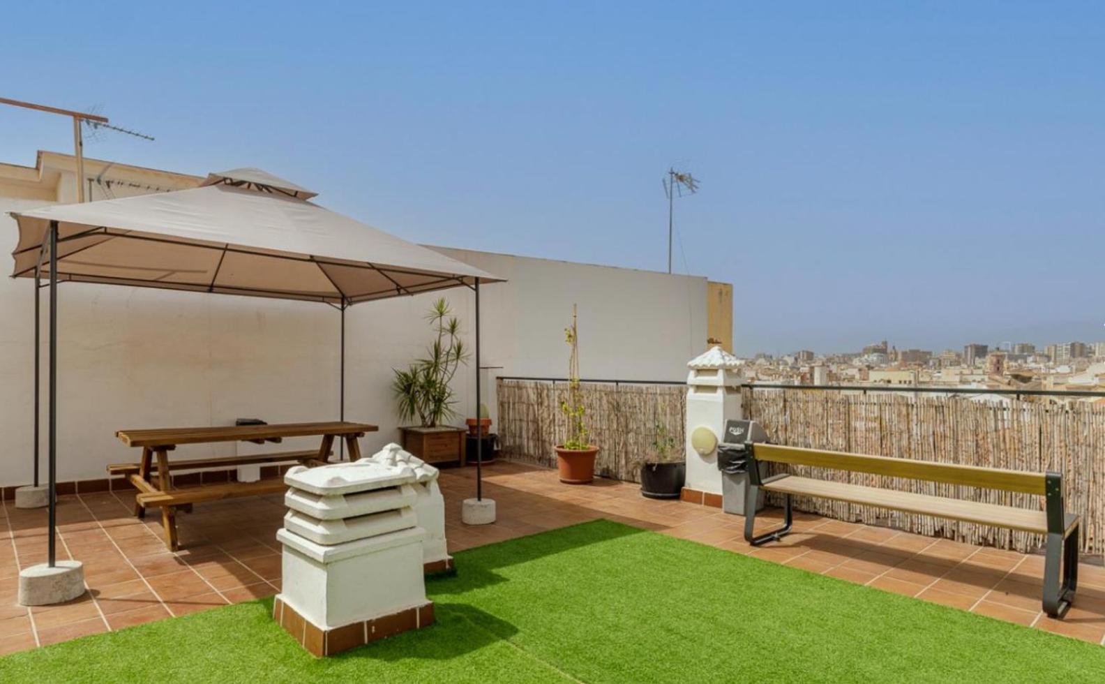 Apartamento Centrico La Merced 2 - Free Parking & Free Gym Διαμέρισμα Μάλαγα Εξωτερικό φωτογραφία