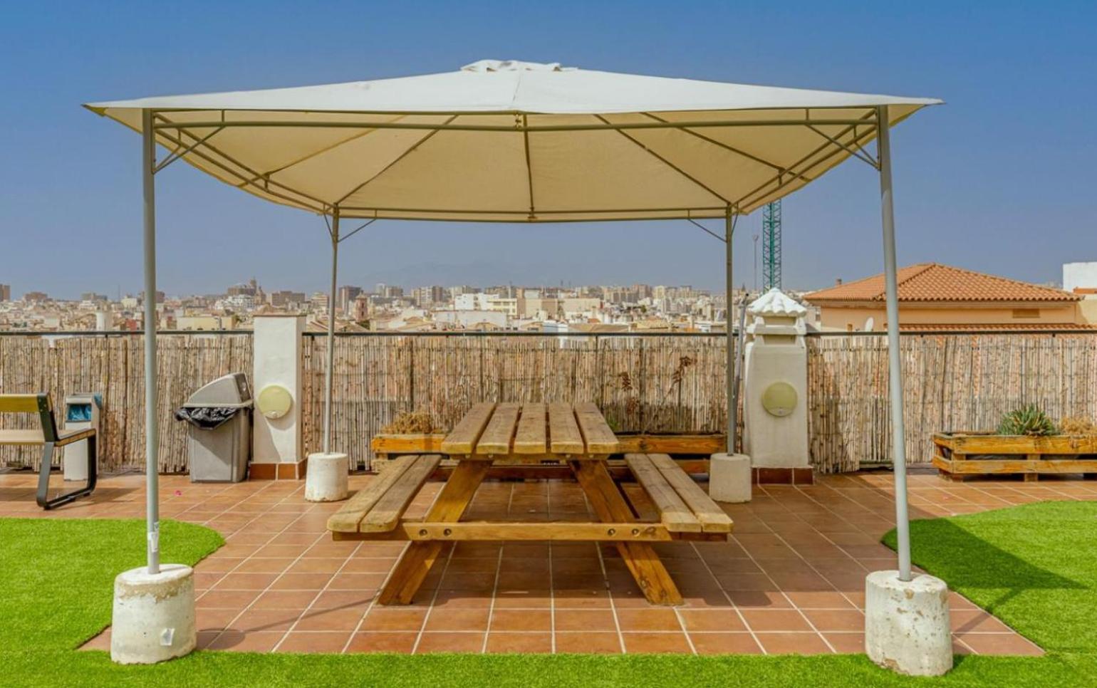 Apartamento Centrico La Merced 2 - Free Parking & Free Gym Διαμέρισμα Μάλαγα Εξωτερικό φωτογραφία